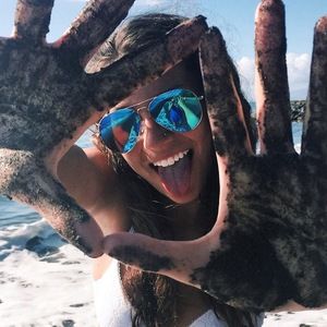 Meet your Posher, Rachel